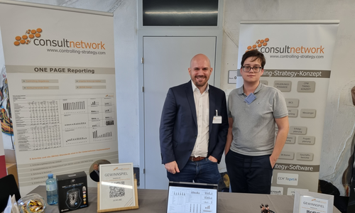 consultnetwork am Firmentag der HTL Villach mit unseren Sommerpraktikanten Christoph